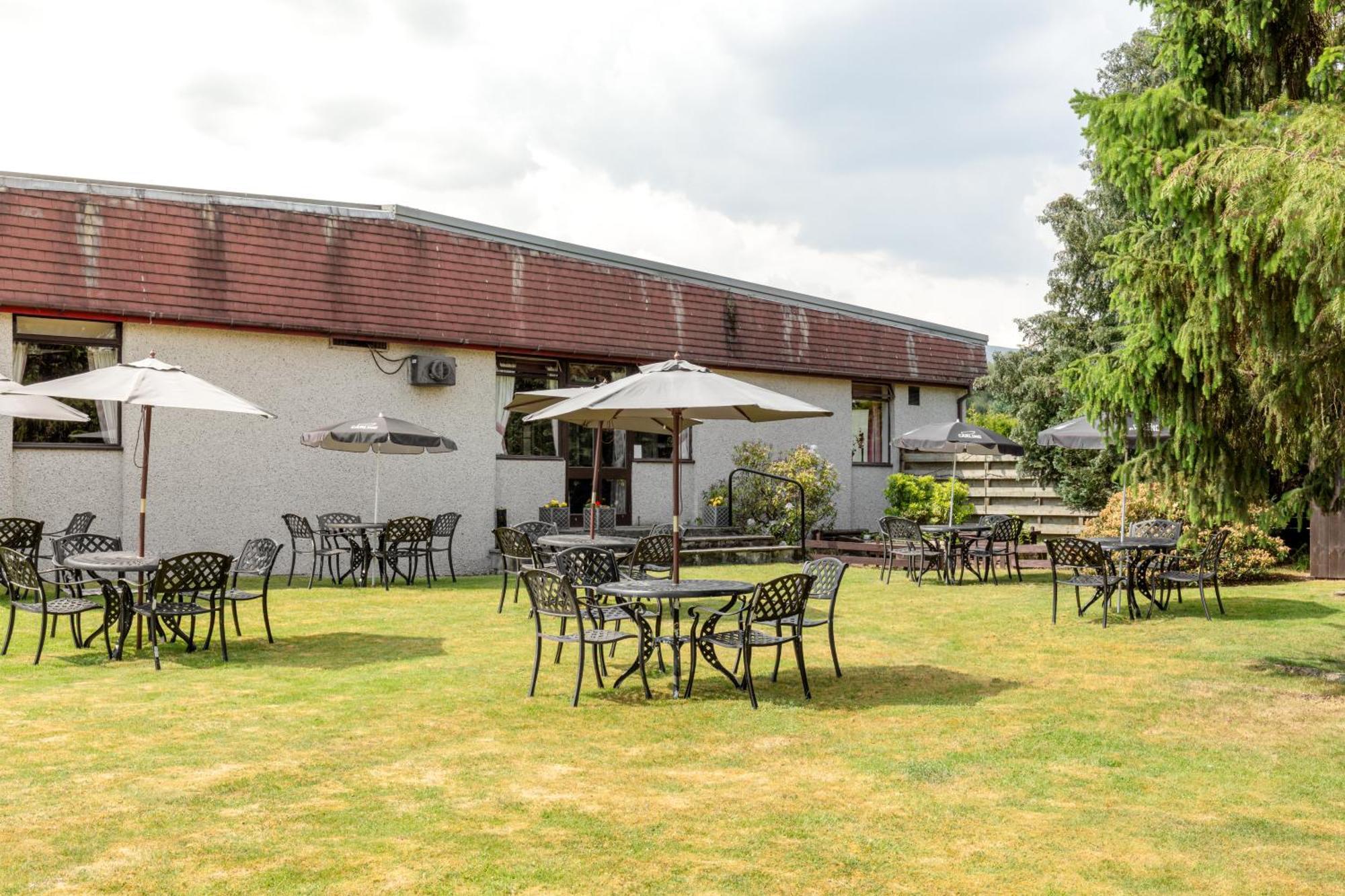 Highlander Hotel 'A Bespoke Hotel' Newtonmore Exteriér fotografie